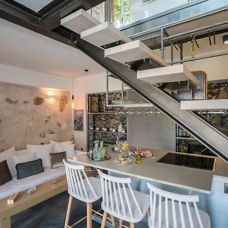 Holiday home Kito- Transformed House On The Water's Edge